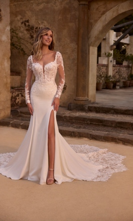 Brautmoden Oldenburg FM Braut- und Abendmode Fit and Flare Brautkleider