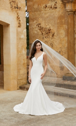 Brautmoden Oldenburg FM Braut- und Abendmode Fit and Flare Brautkleider