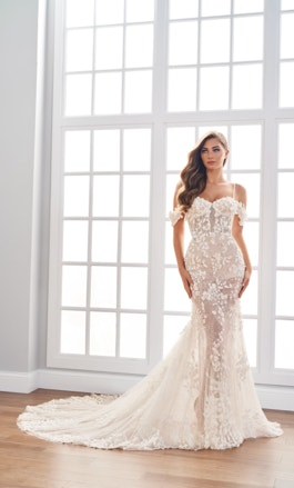 Brautmoden Oldenburg FM Braut- und Abendmode Fit and Flare Brautkleider